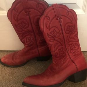 Ariat boots size 6.5